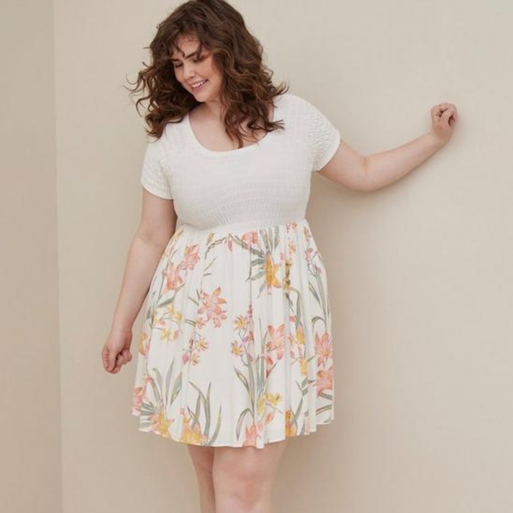 Torrid White Floral MINI CHALLIS SMOCKED DRESS 2X